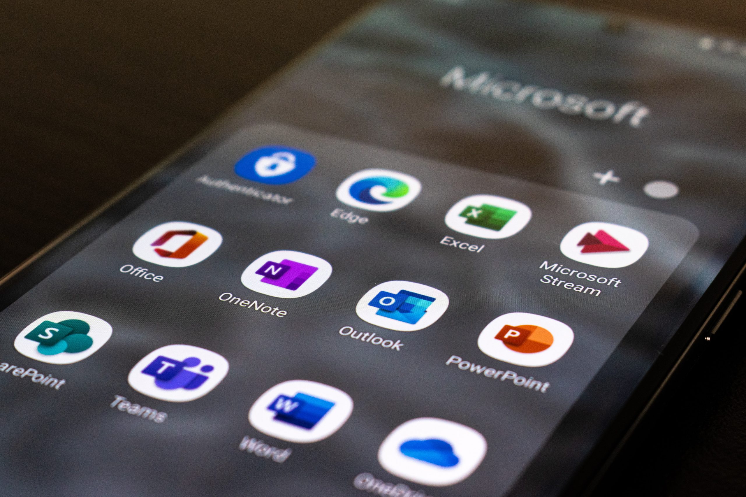 Microsoft Outlook App for Android Devices Stores Emails Unencrypted on File  System