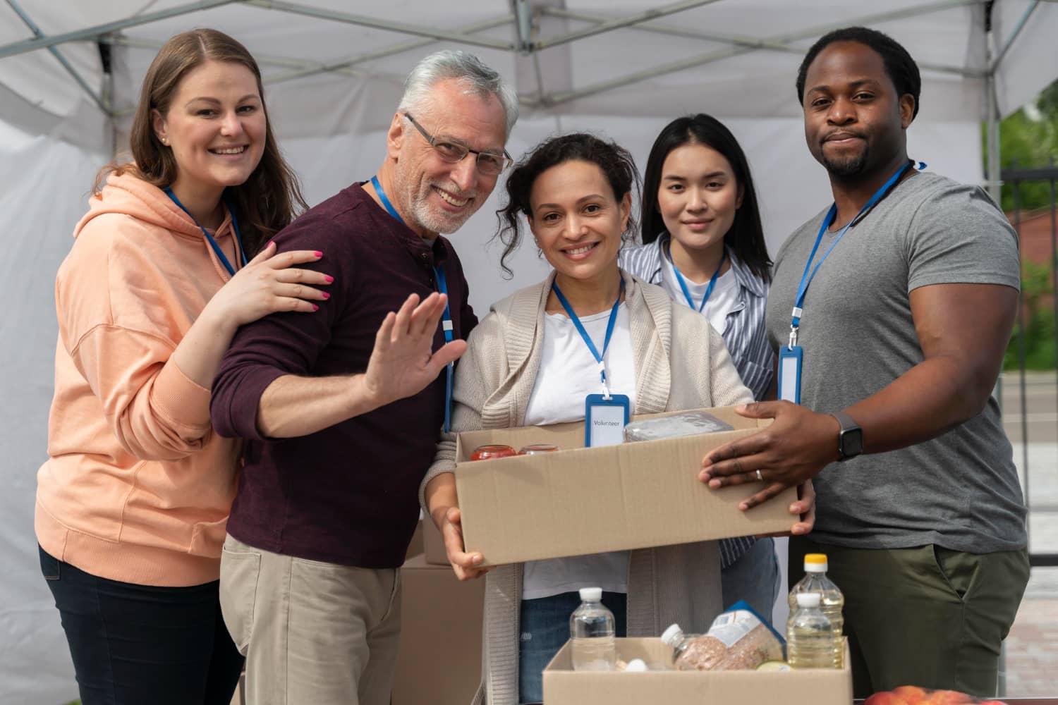 Group People Volunteering Foodbank Poor People (1)